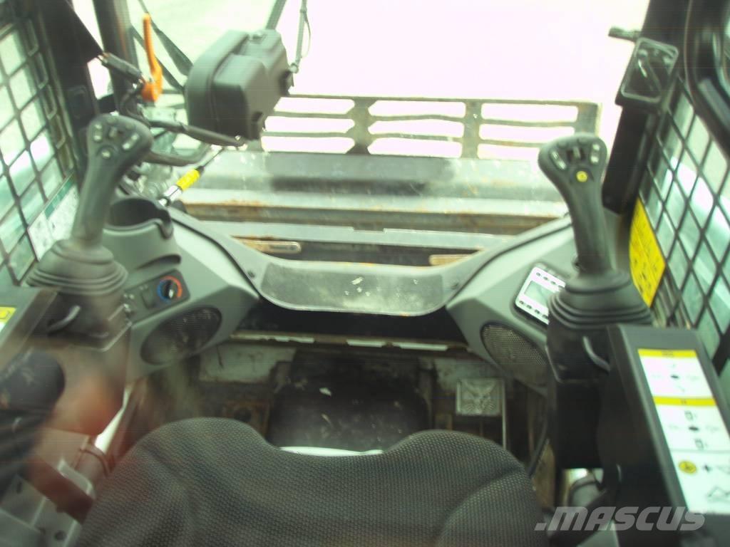 Bobcat T 450 Skid steer mini nakladalci