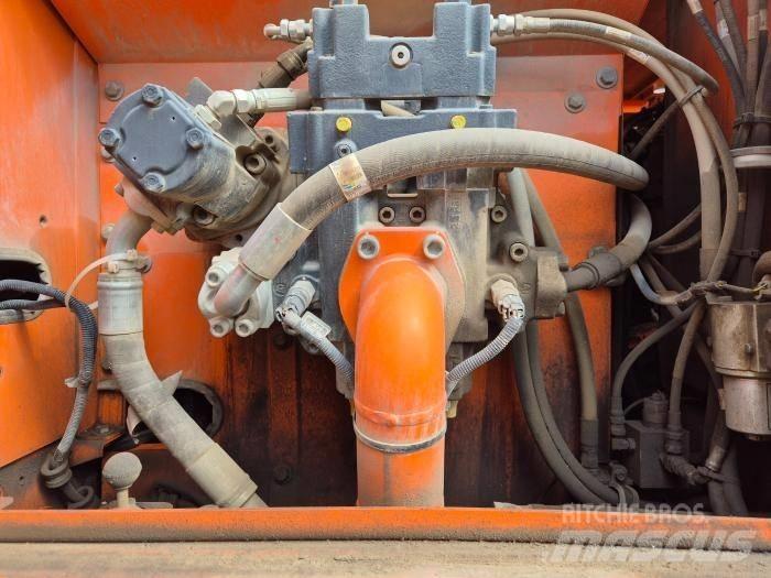 Doosan DX210WA Bagri na kolesih