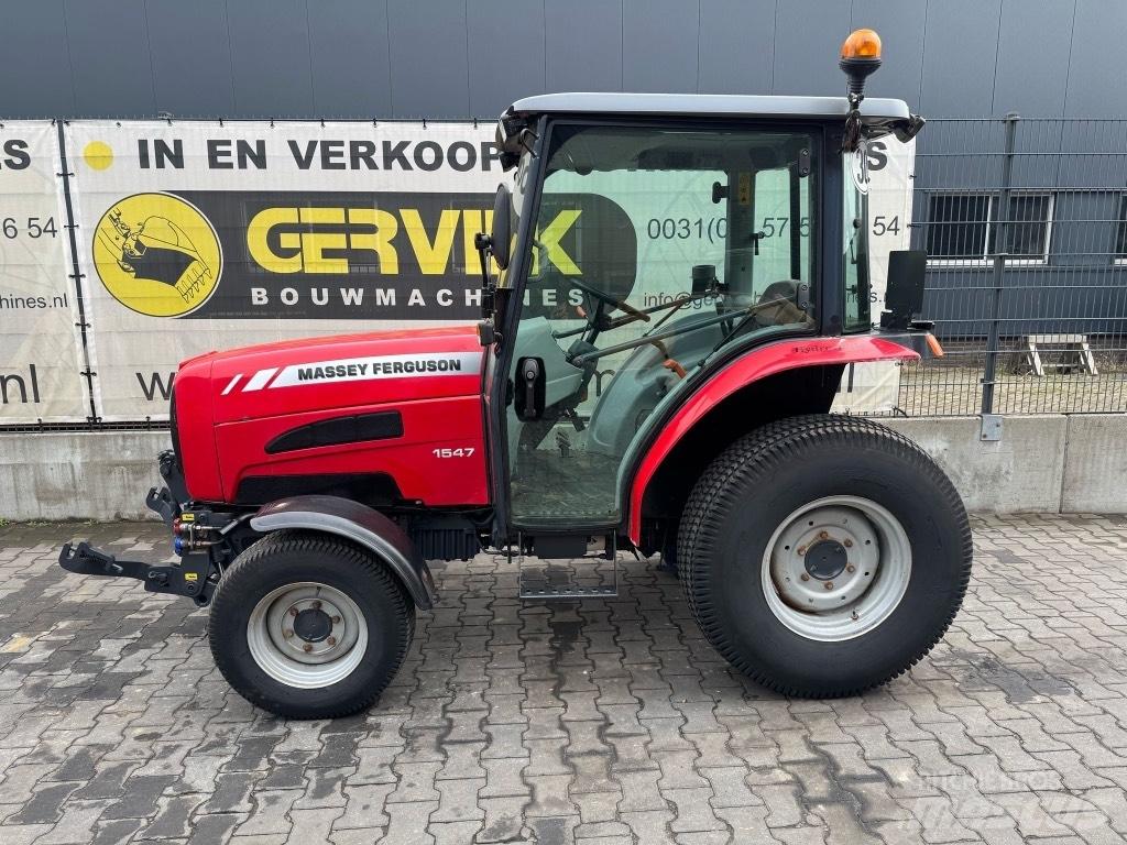 Massey Ferguson 1547 Traktorji