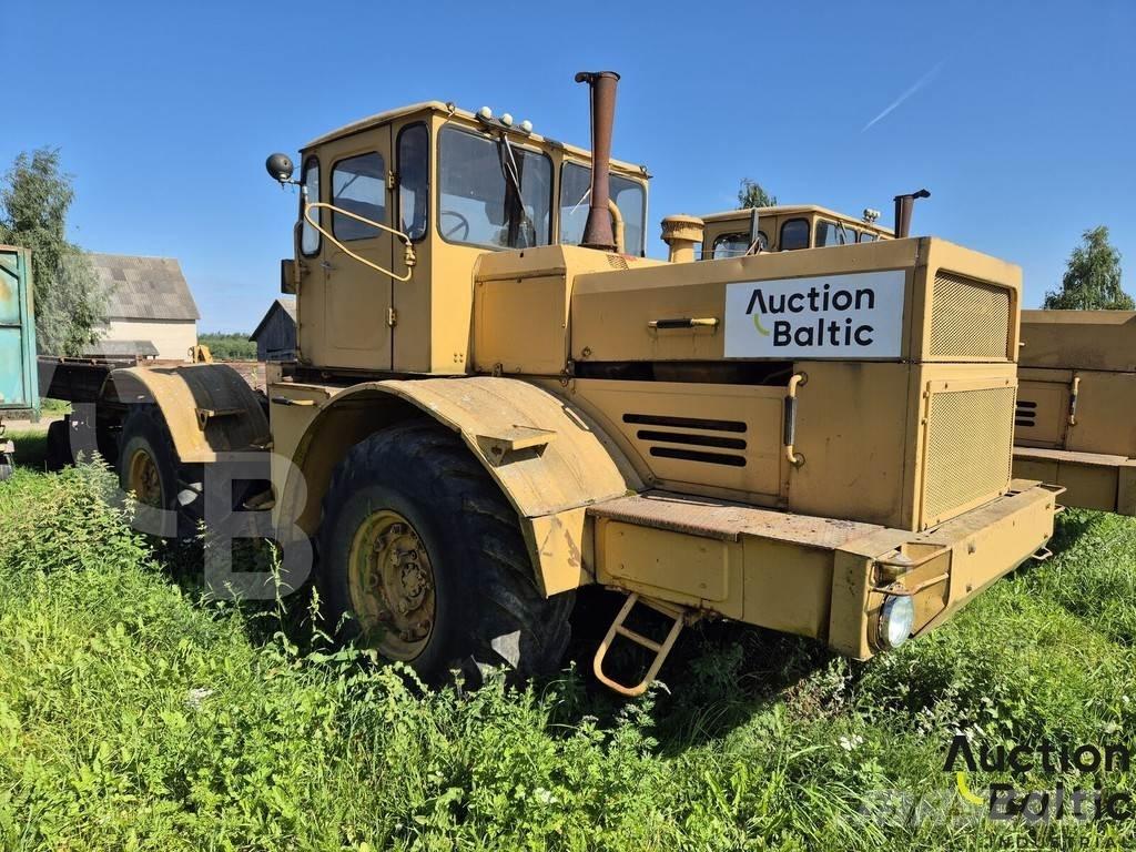 Kirovets K 701 Traktorji