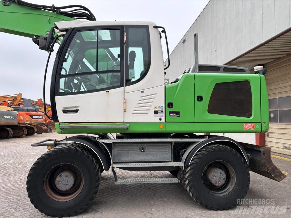 Liebherr A 918 Bagri na kolesih