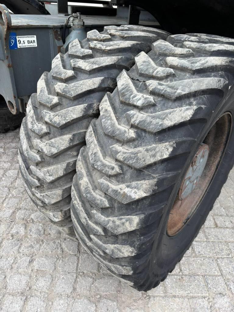 Liebherr A 918 Bagri na kolesih