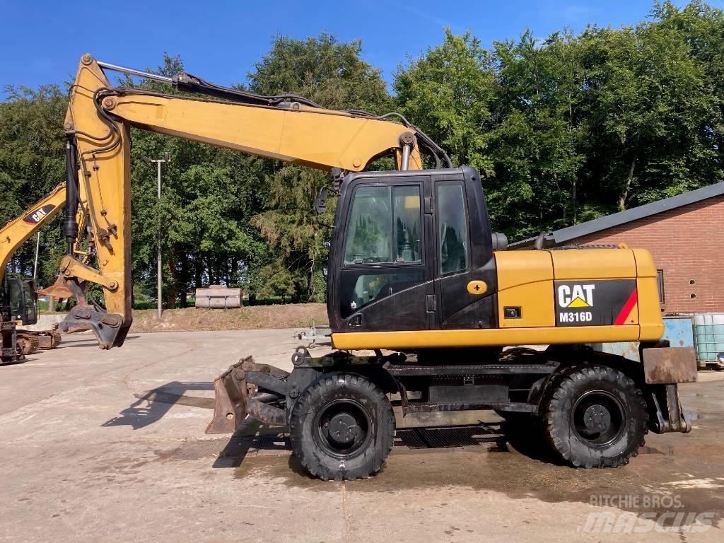 CAT M 316 D Bagri na kolesih