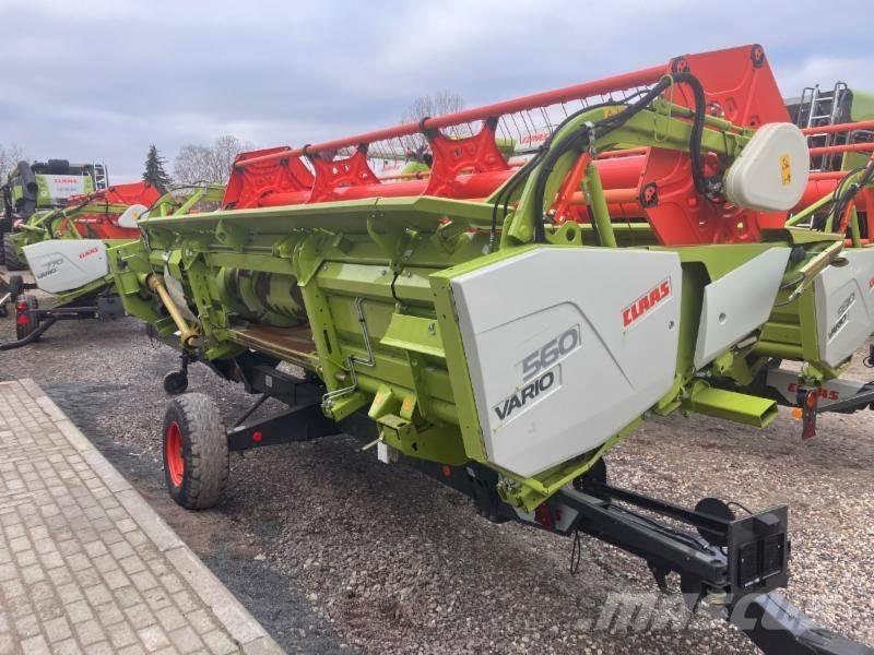 CLAAS TRION 520 Kombajni