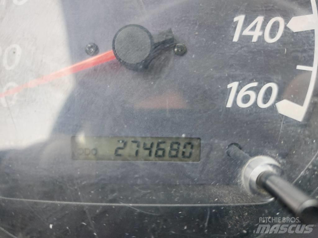 Isuzu NPR 85 Tovornjaki s ponjavo