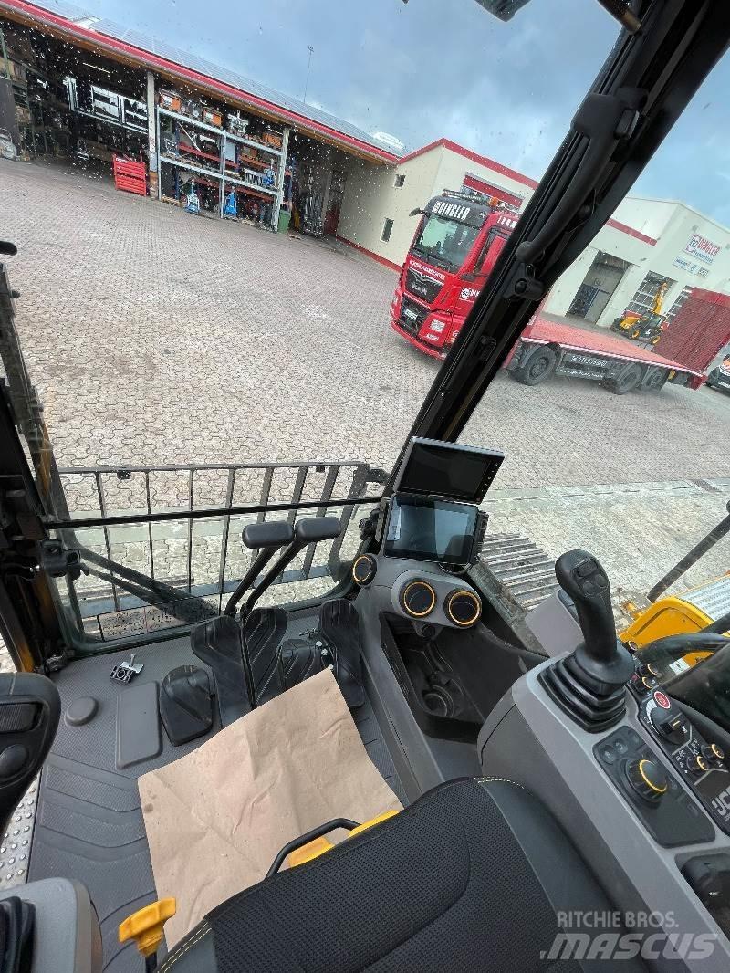 JCB 220 X LC Bagri goseničarji