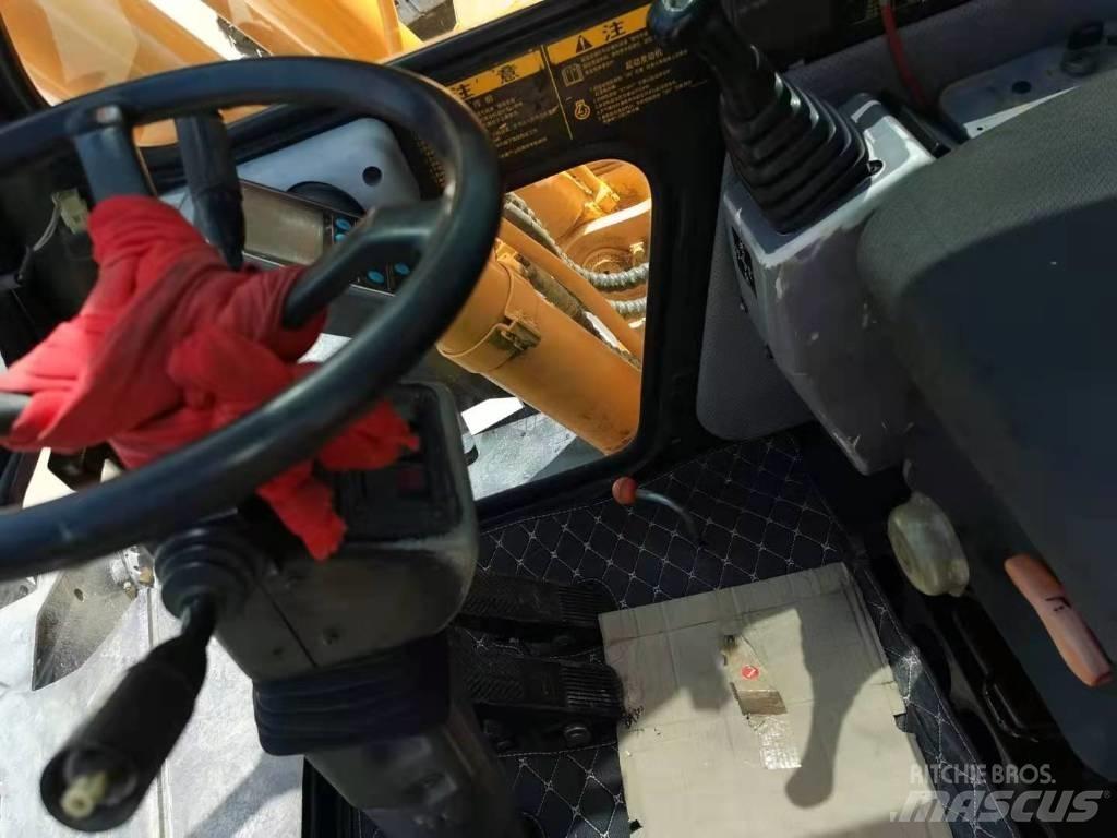 Hyundai R210W-7 Bagri na kolesih