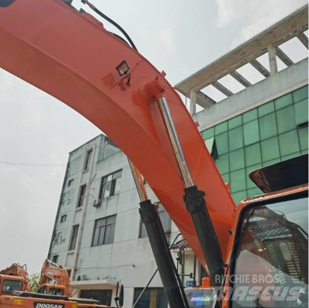 Doosan DX340LC-9C Bagri goseničarji