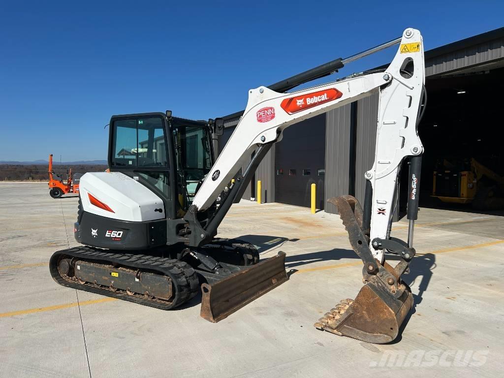 Bobcat E 60 Mini bagri <7t