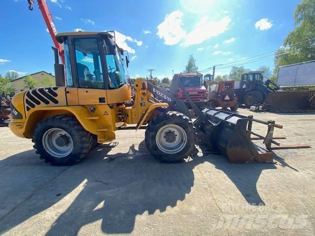 Volvo L 40 B TP Kolesni nakladalci