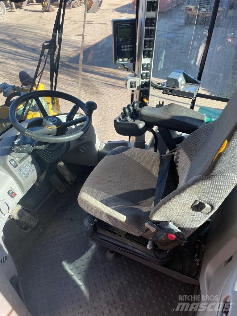 Volvo L150H Kolesni nakladalci