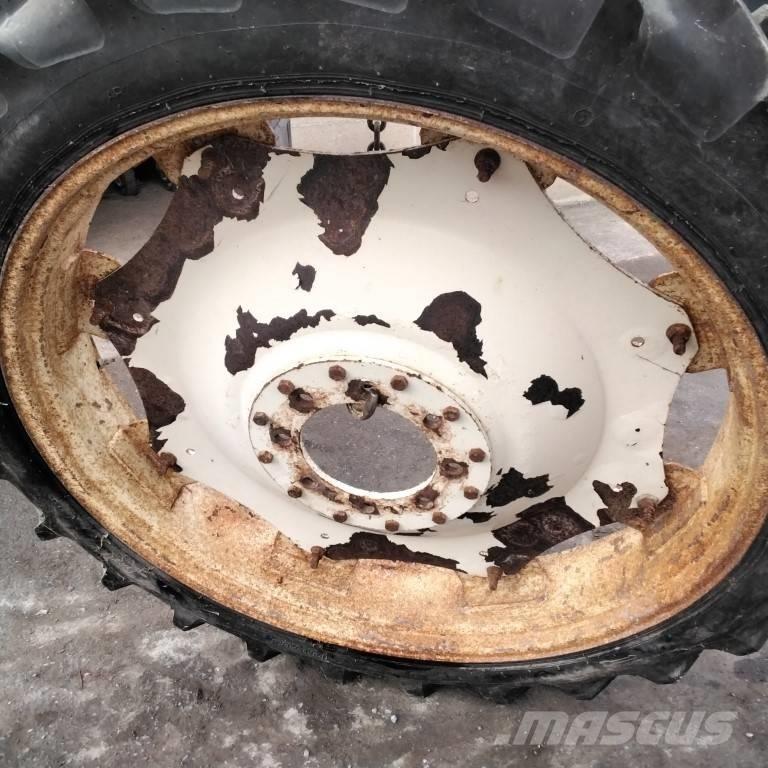 Taurus 9.5R44 Gume, kolesa in platišča