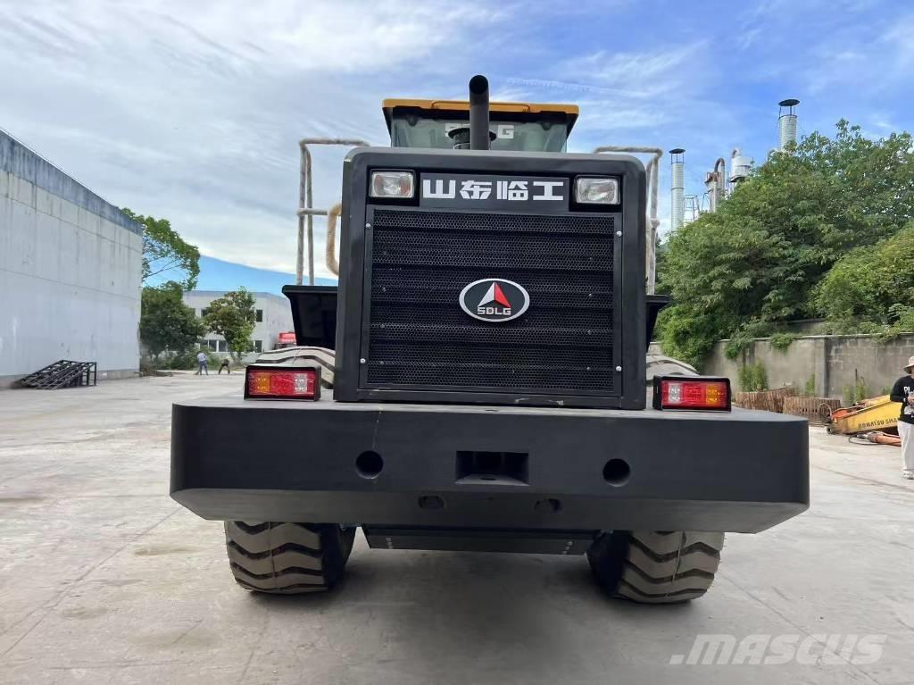 SDLG LG 956 L Kolesni nakladalci