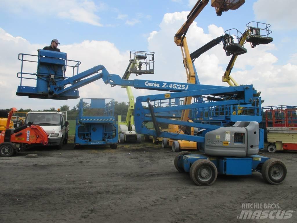 Genie Z 45/25 J DC Zglobne dvižne ploščadi