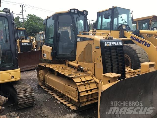 CAT D5K Buldožerji goseničarji
