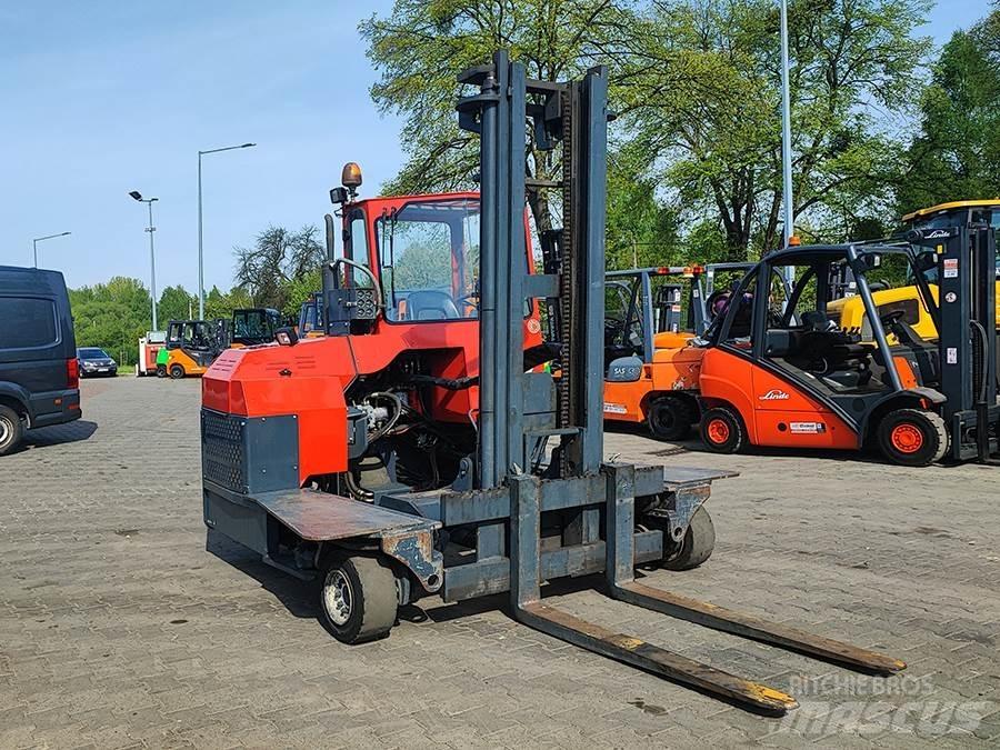 Combilift C4000 4-Smerni viličarji