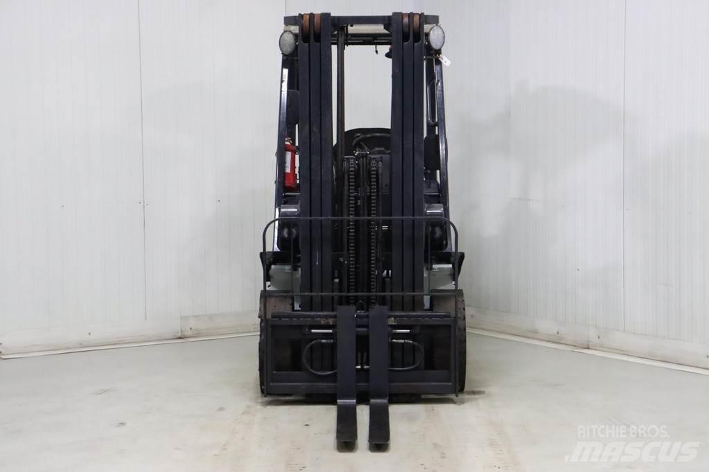 Nissan U1D2A20LQ Plinski viličarji