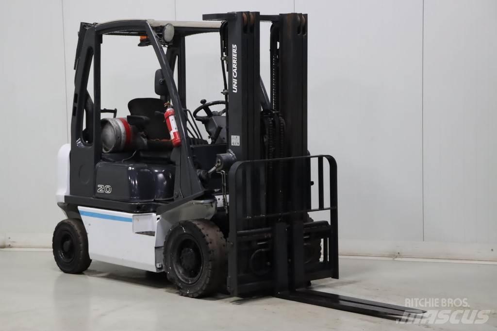 Nissan U1D2A20LQ Plinski viličarji