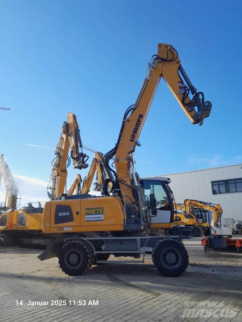 Liebherr A924 Bagri na kolesih