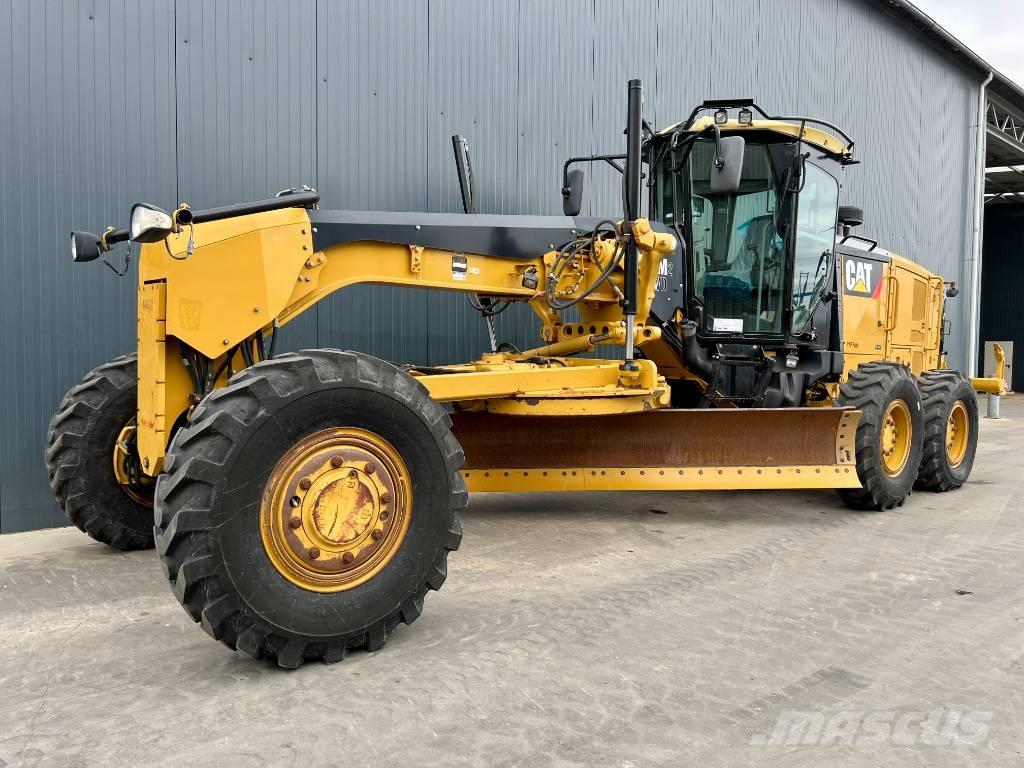 CAT 140M2 AWD Grederji