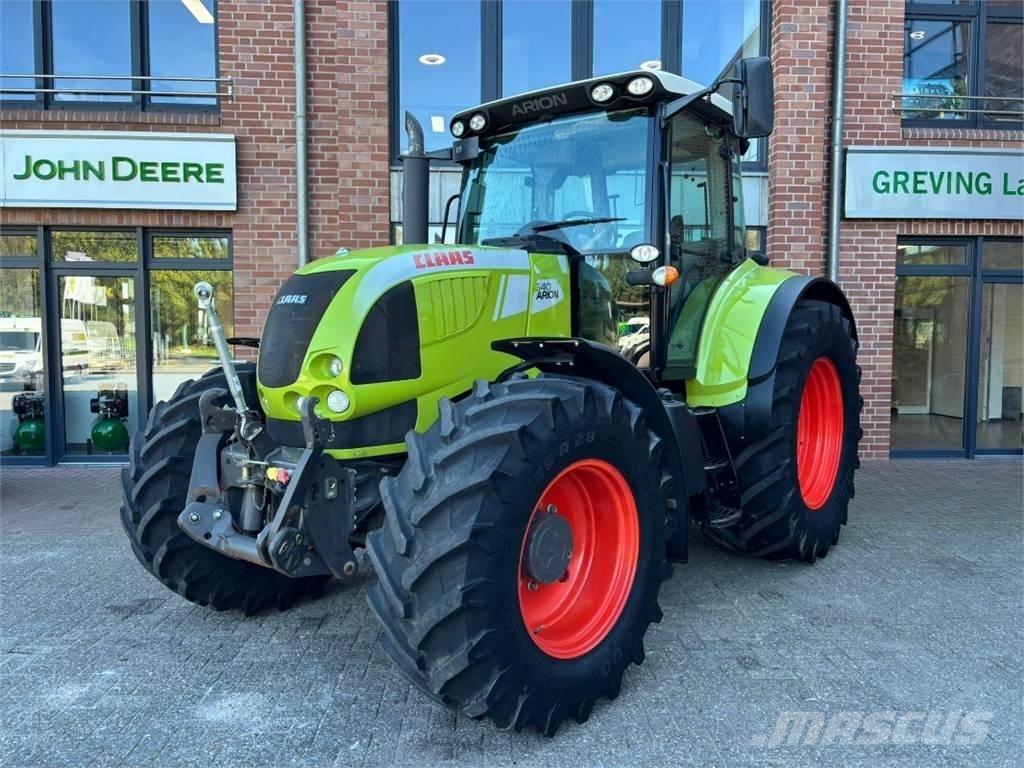 CLAAS Arion 640 Traktorji