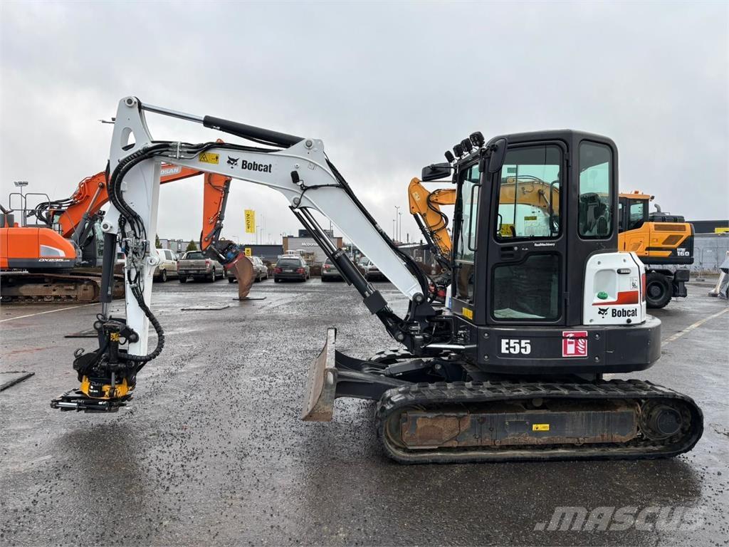 Bobcat E55 Mini bagri <7t