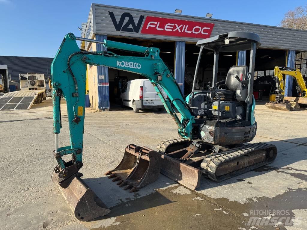 Kobelco SK 27 Mini bagri <7t