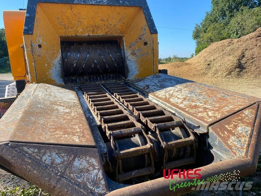 Greentec 952 M Drobilci lesa