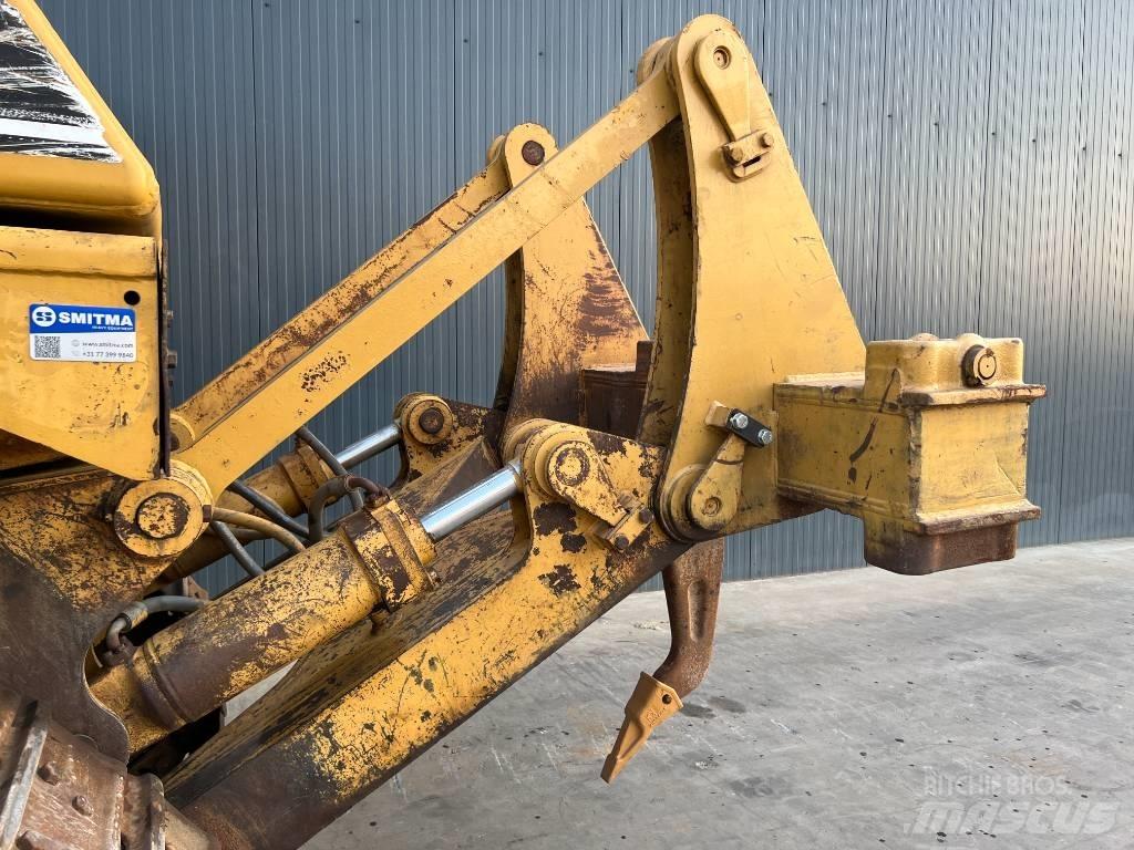 CAT D7H Buldožerji goseničarji