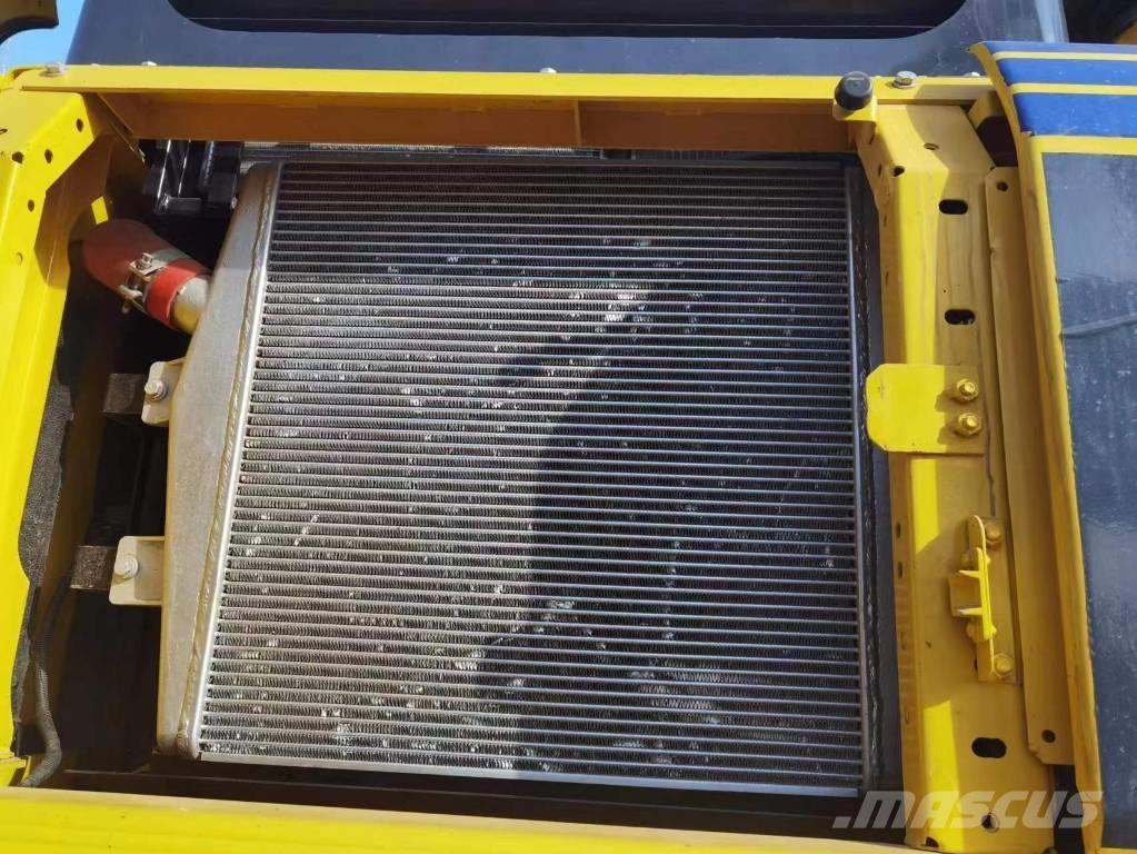 Komatsu PC 450-8 Bagri goseničarji