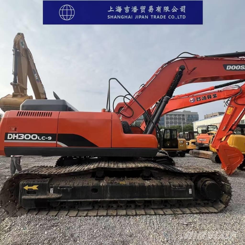 Doosan DH 300 Bagri goseničarji