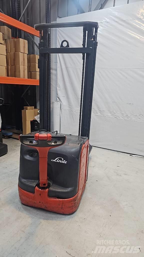 Linde L14 Ročni električni viličar