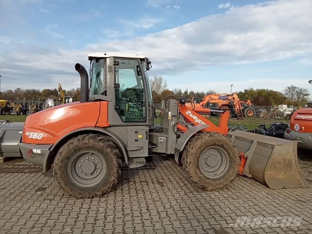 Weycor AR 560 Kolesni nakladalci