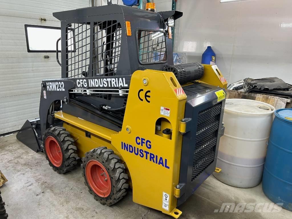 CFG KRW232 Skid steer mini nakladalci