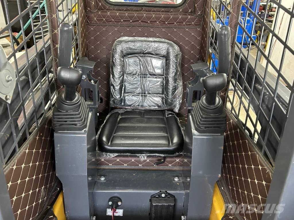 CFG KRW232 Skid steer mini nakladalci