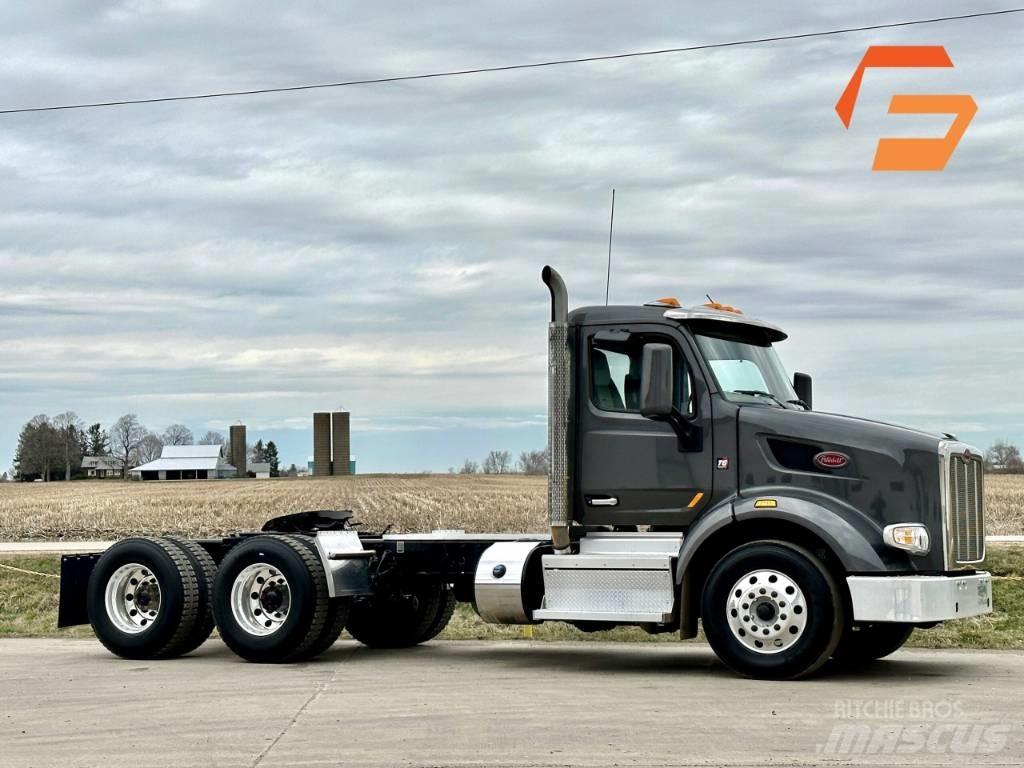 Peterbilt 567 Vlačilci