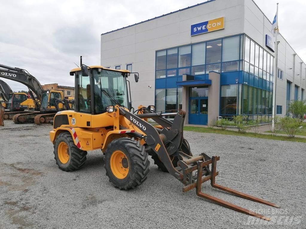 Volvo L 35 G Kolesni nakladalci