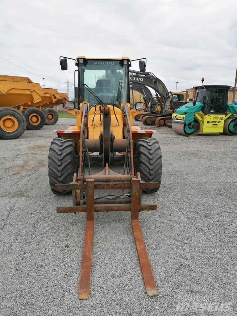 Volvo L 35 G Kolesni nakladalci