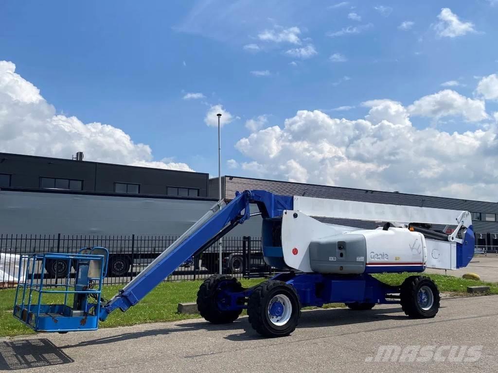 Genie Z-135 Zglobne dvižne ploščadi