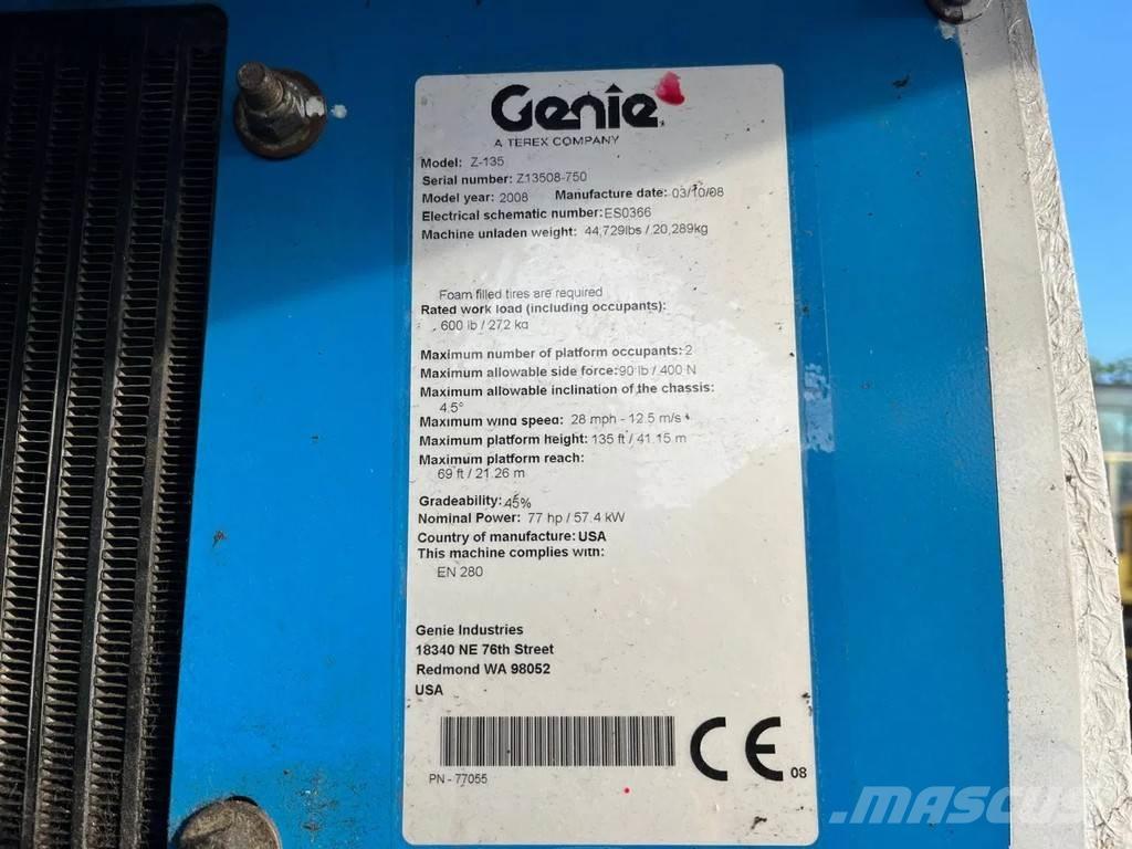 Genie Z-135 Zglobne dvižne ploščadi