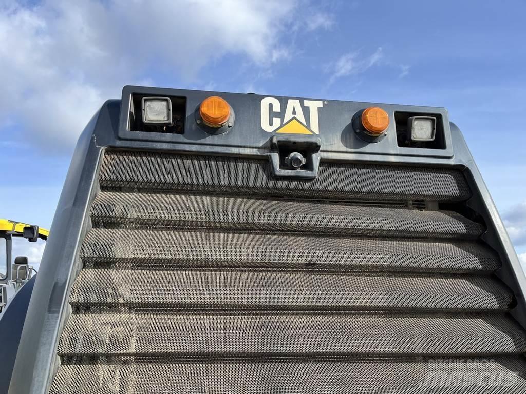 CAT 980K Kolesni nakladalci