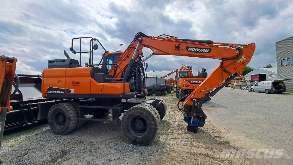 Doosan DX140W-5 Bagri na kolesih