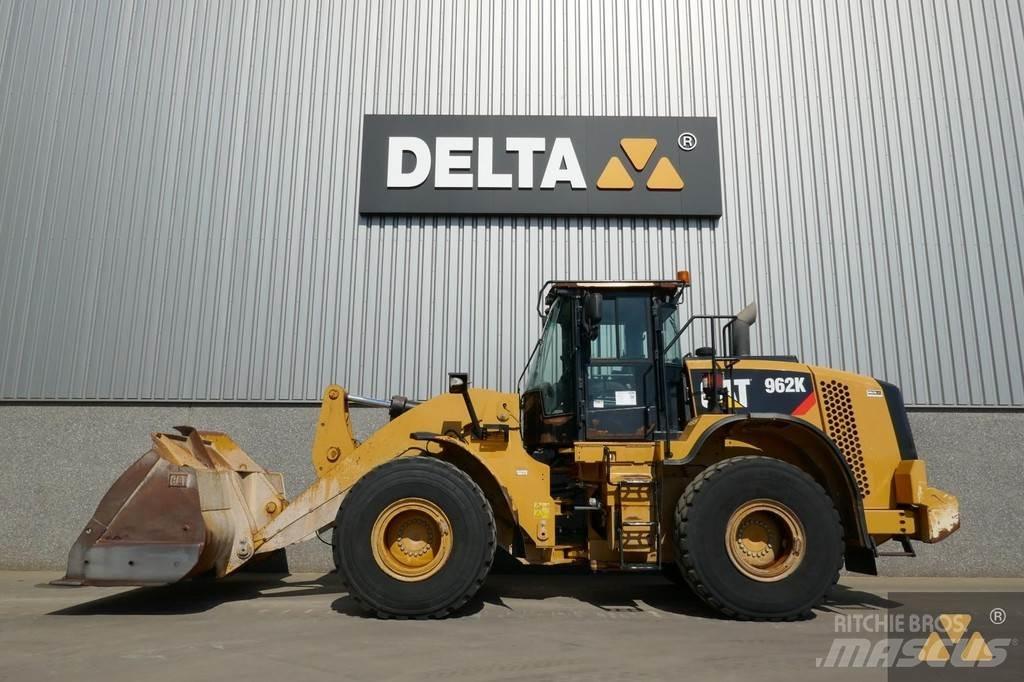 CAT 962K Kolesni nakladalci