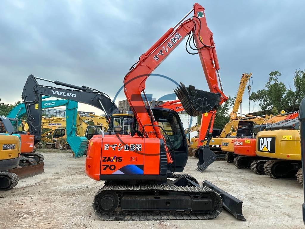 Hitachi ZX 70 Mini bagri <7t