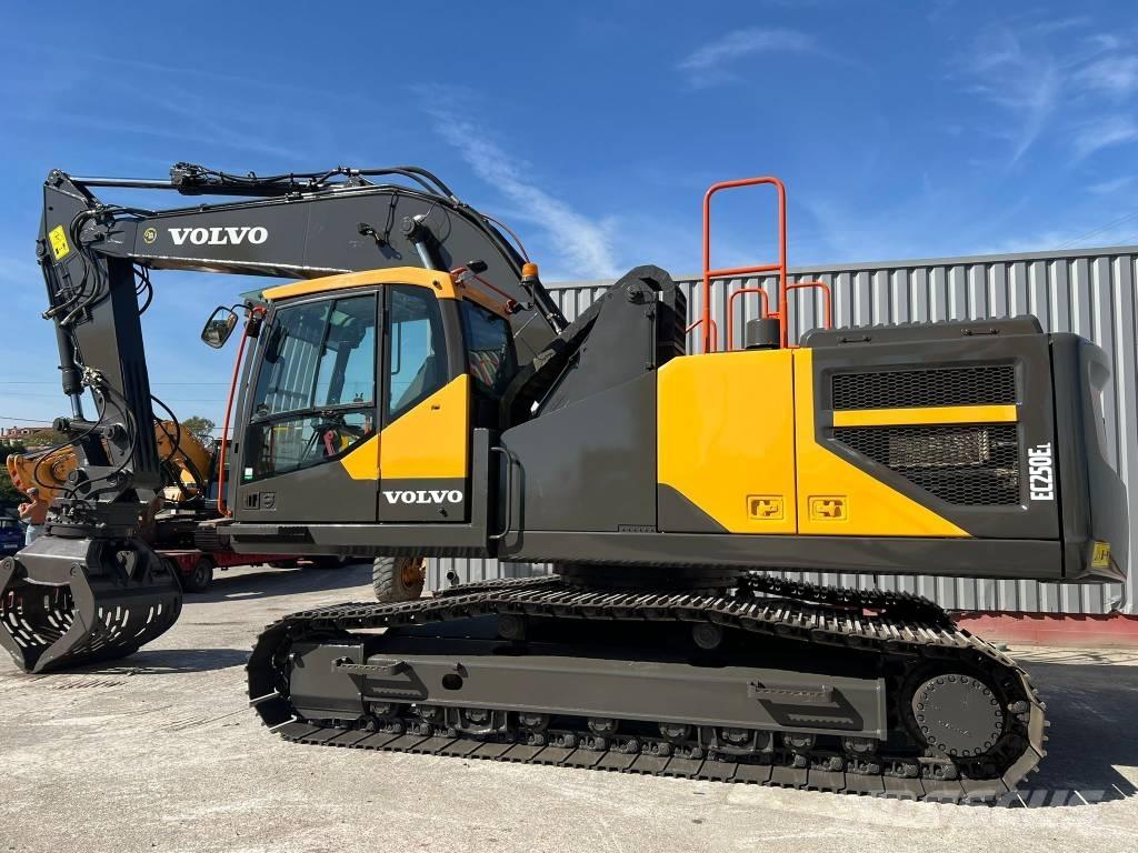 Volvo EC 250 EL Bagri goseničarji