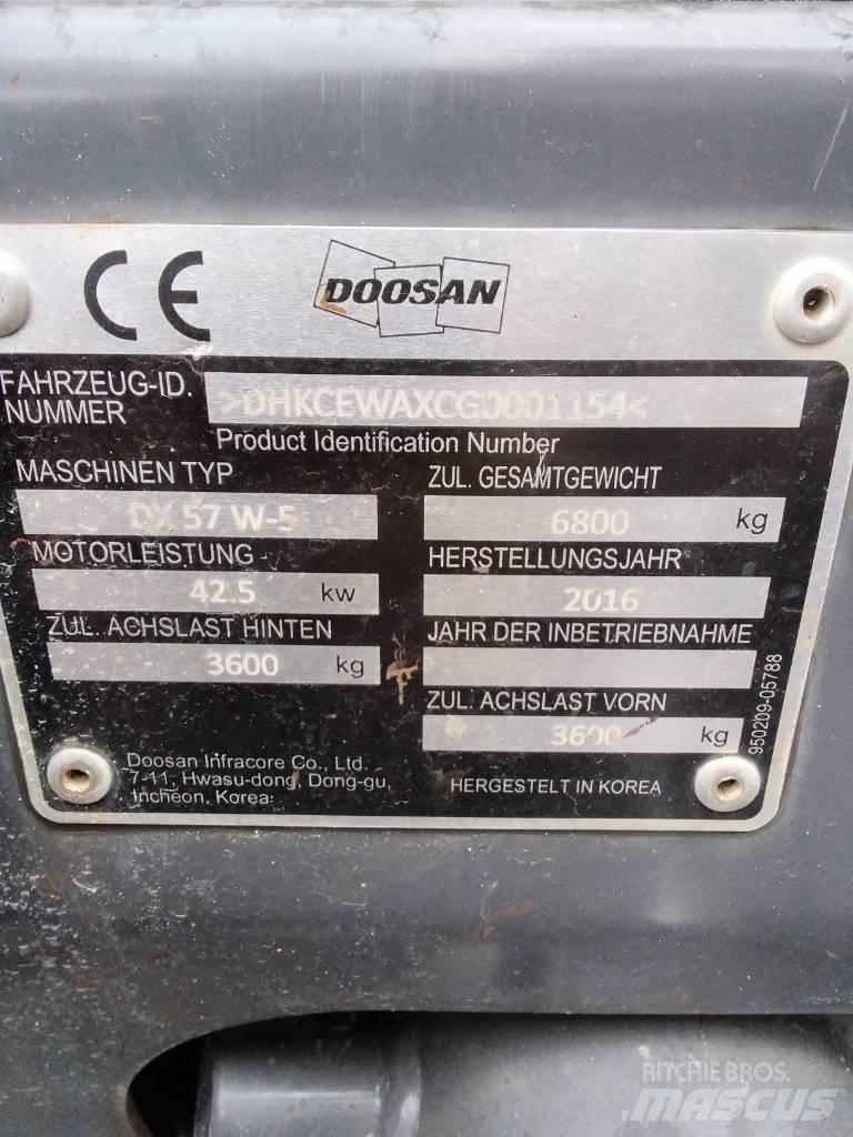 Doosan DX 57 W-5 Bagri na kolesih