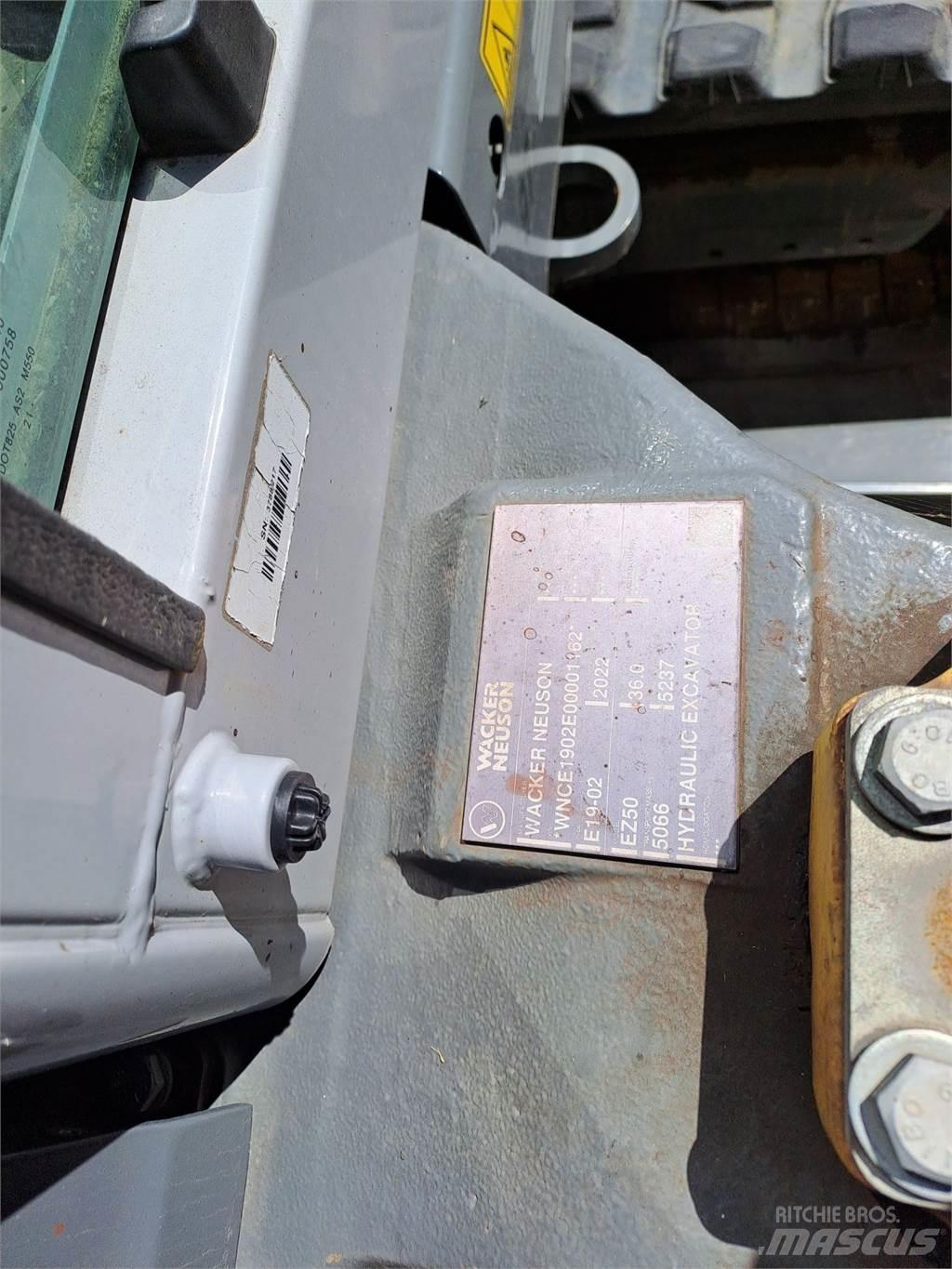 Wacker Neuson EZ50 Bagri goseničarji