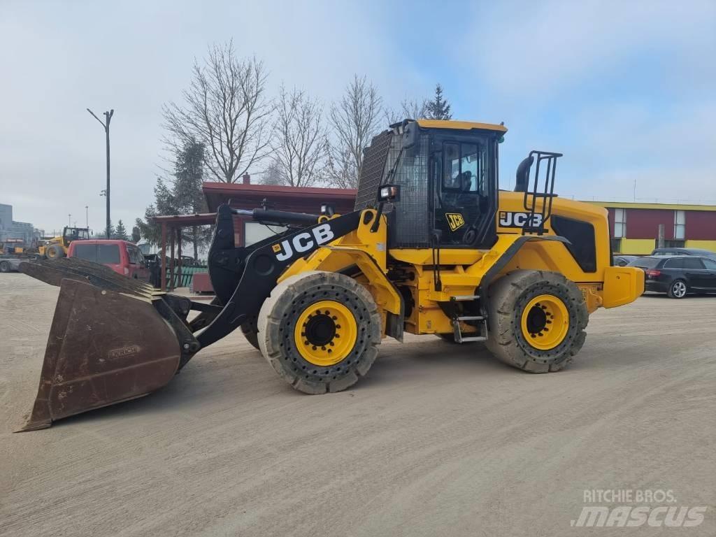JCB 427 Kolesni nakladalci