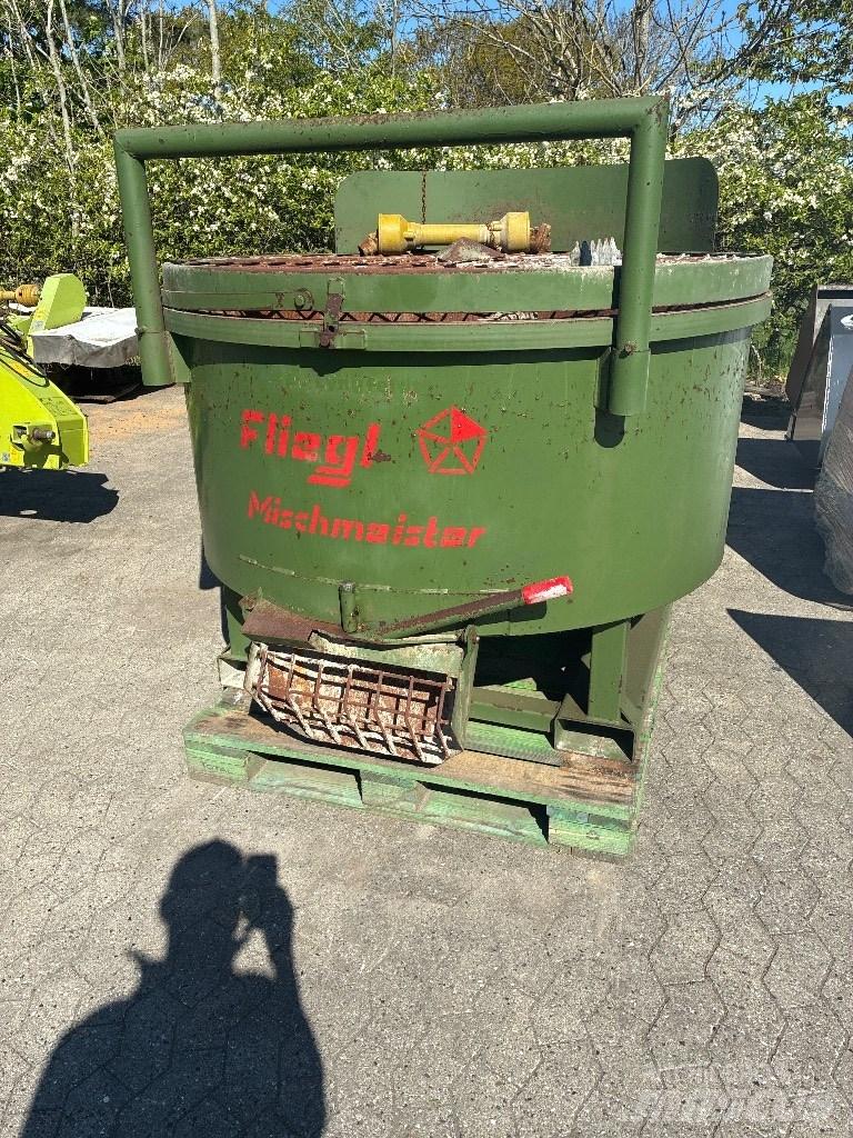 Fliegl Mischmeister Betonarne