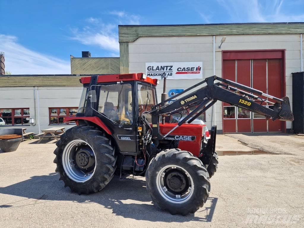 Case IH 685 XL Traktorji